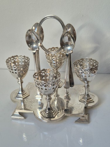 Vintage silver plated 4pc - silver, egg