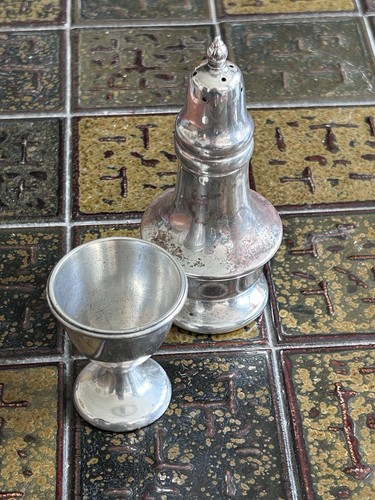 Vintage silver plated pepper - silver,