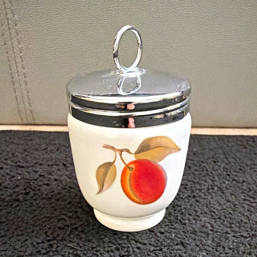 Royal worcester porcelain - royal,