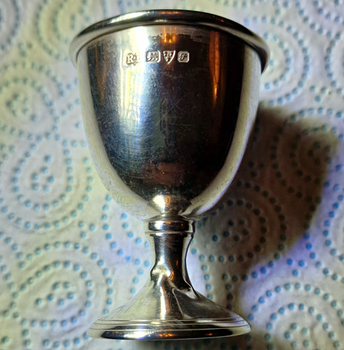 Egg cup sterling silver 1915 - cup,