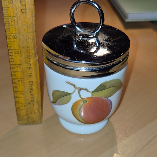Royal worcester porcelain egg - worcester,