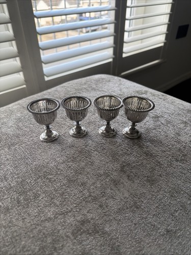 Vintage silver plated egg - silver,